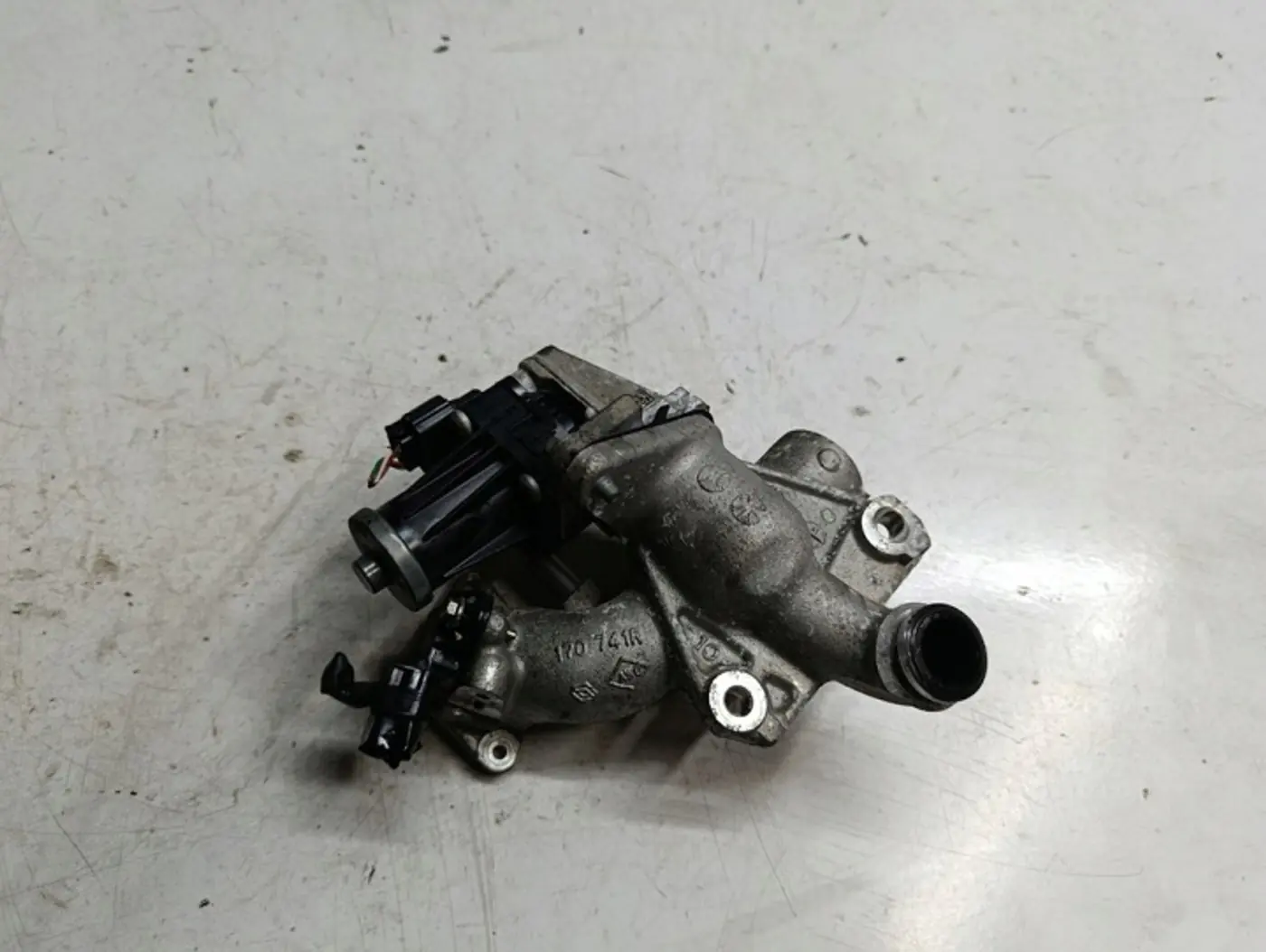 Клапан EGR к Nissan Note 2013