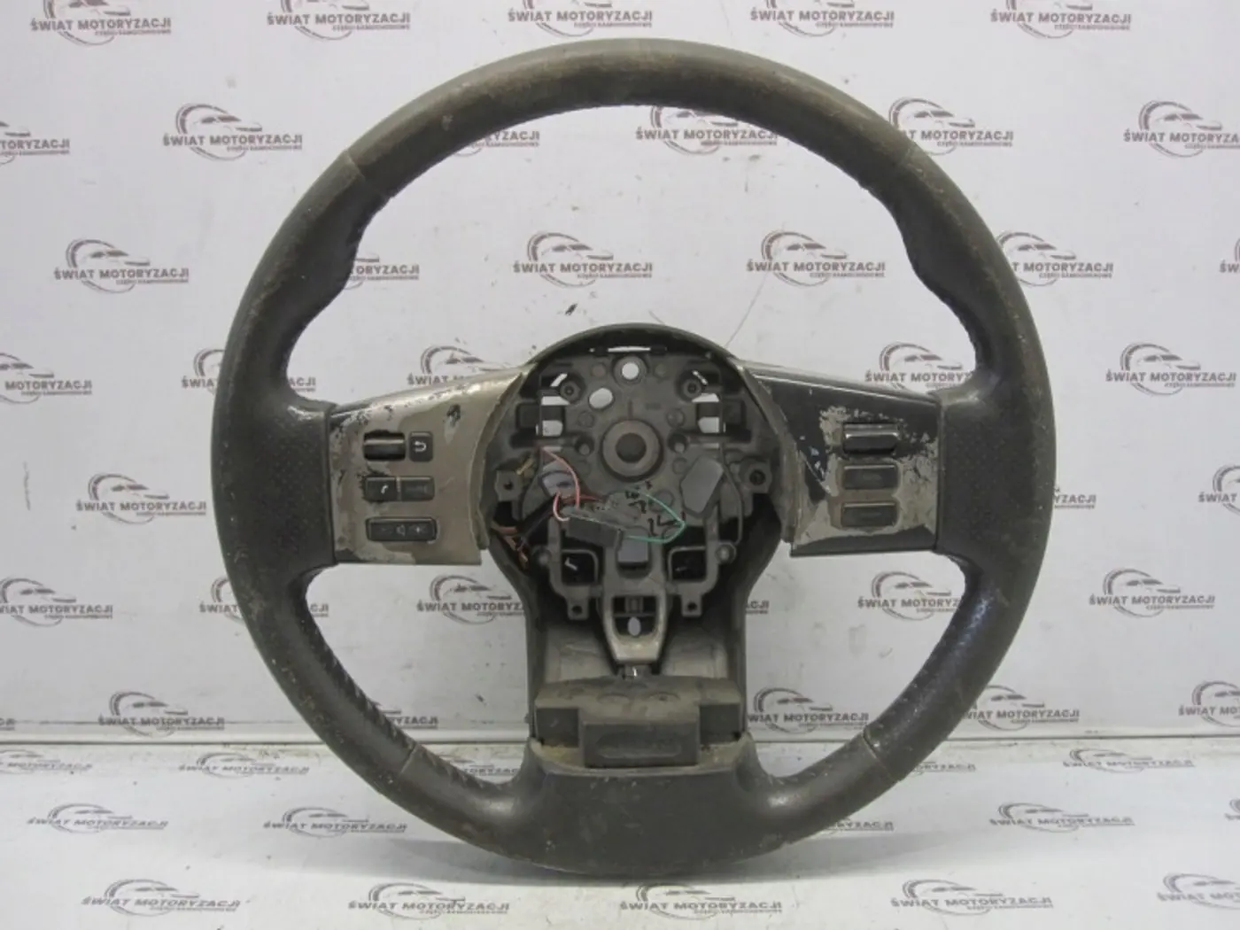 Руль к Nissan Pathfinder 2004