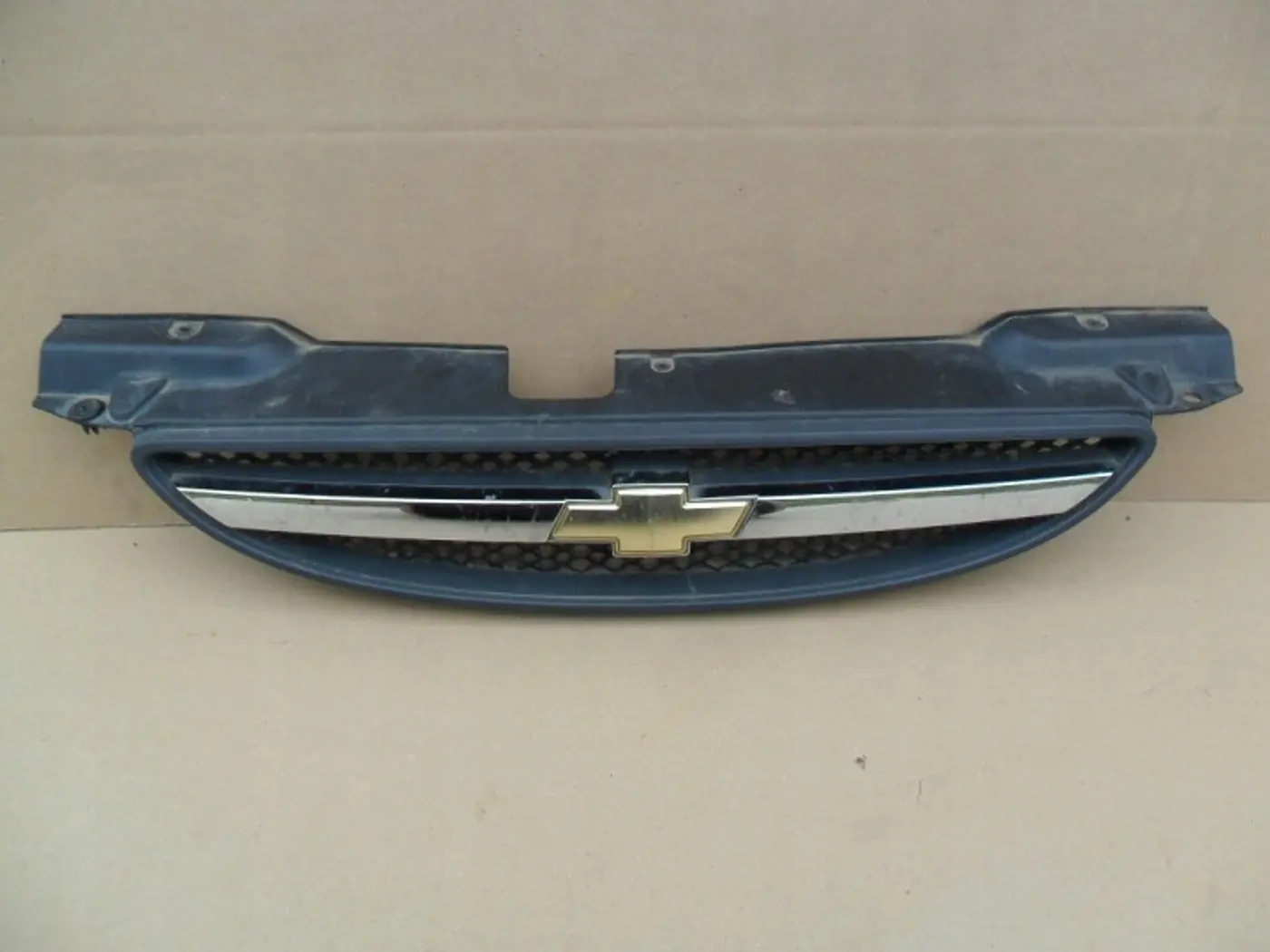 Решетка радиатора к Chevrolet Aveo 2003