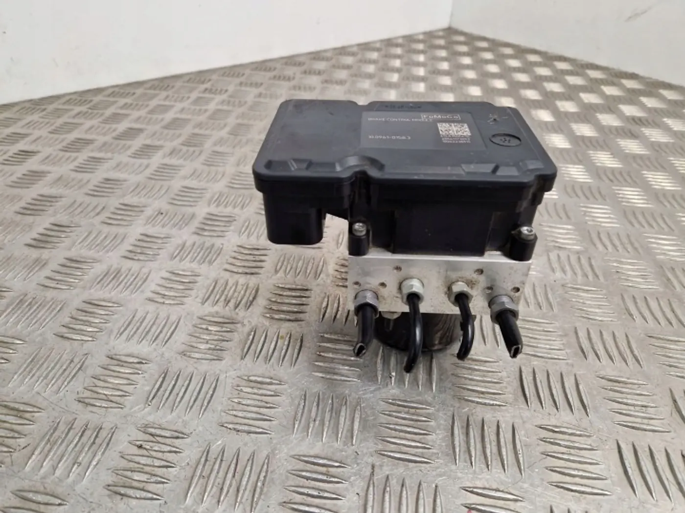 Блок ABS к Ford Kuga 2013