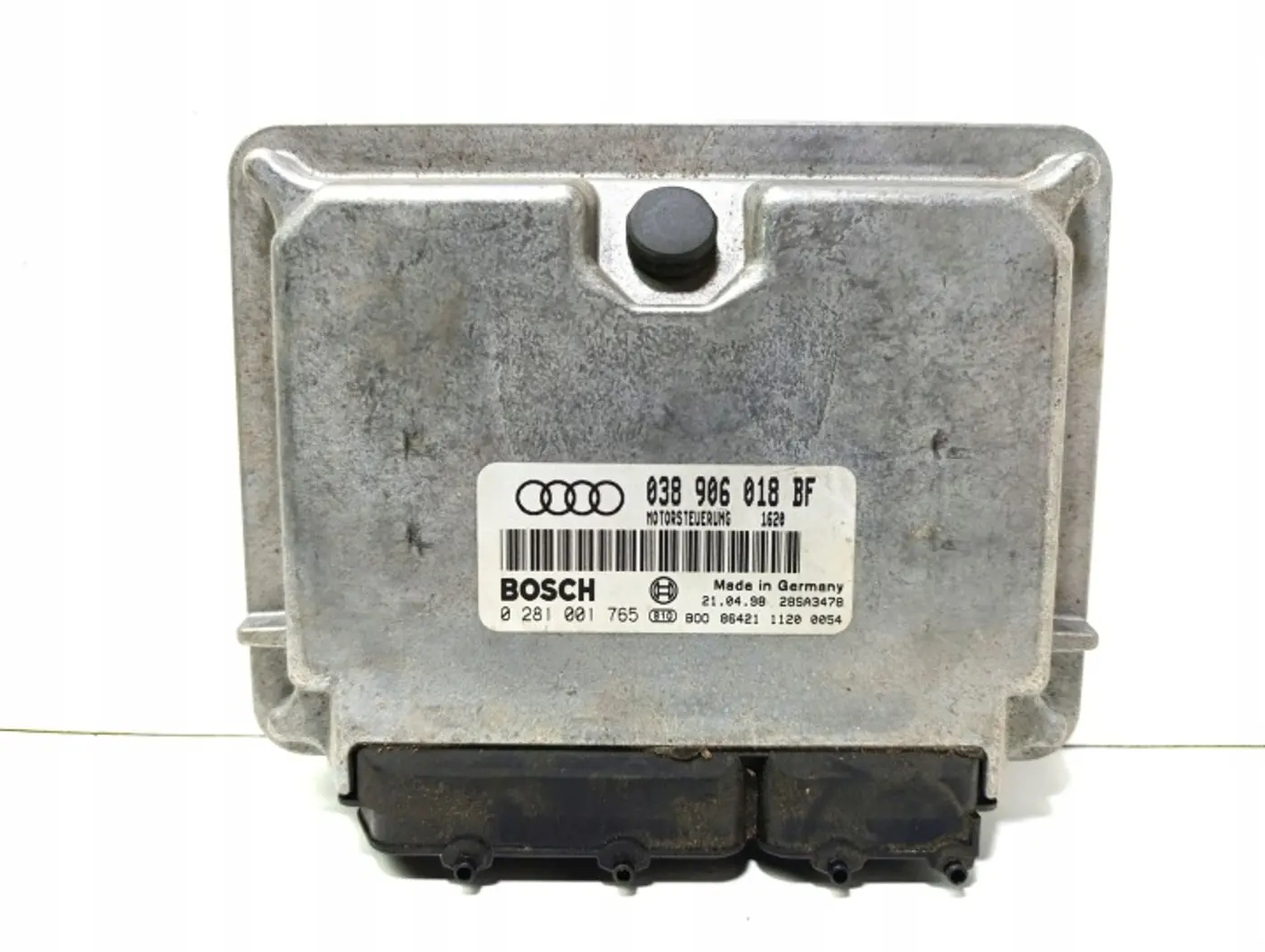 Блок управления двигателем к Audi S4 1997