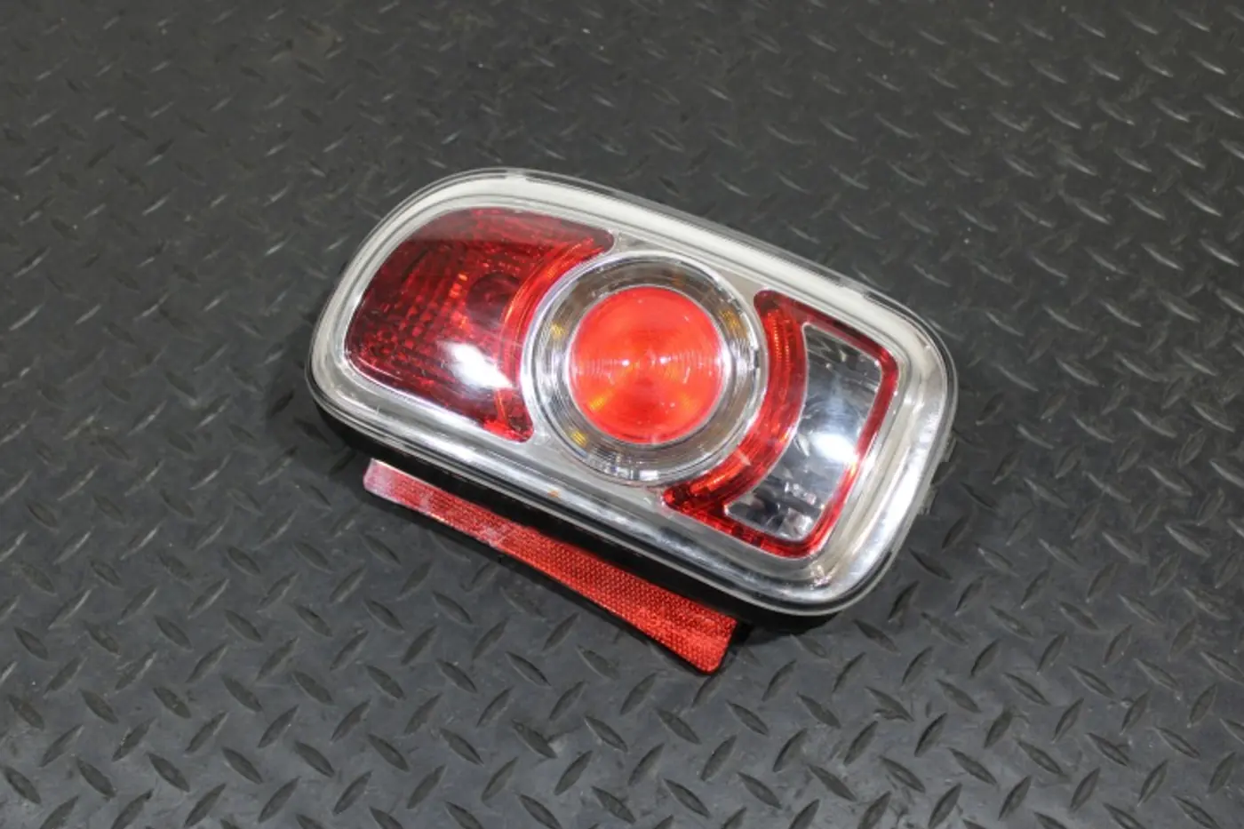 Фонарь задний левый к MINI Clubman 2007