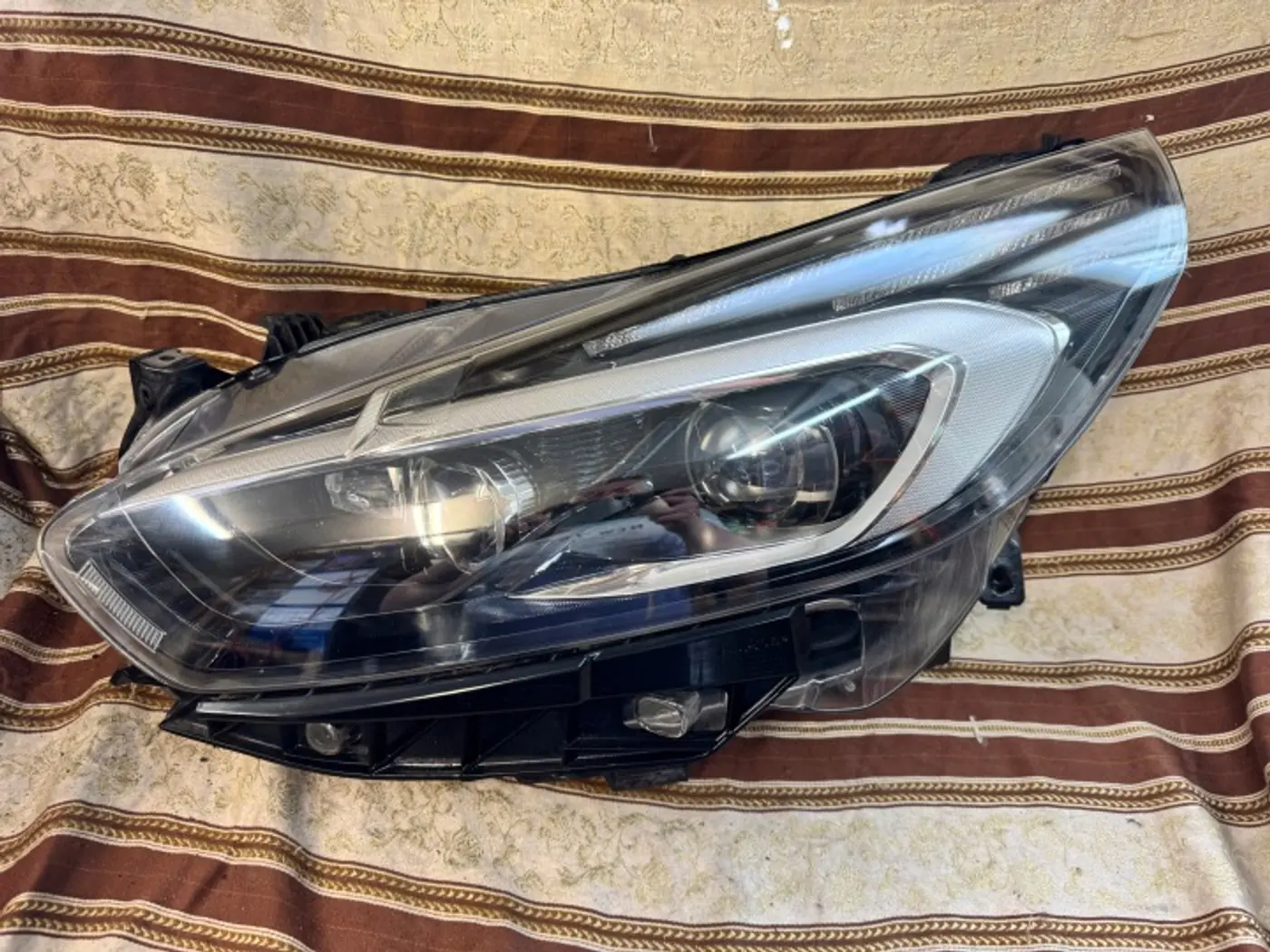 Фара левая к Ford S-MAX 2015