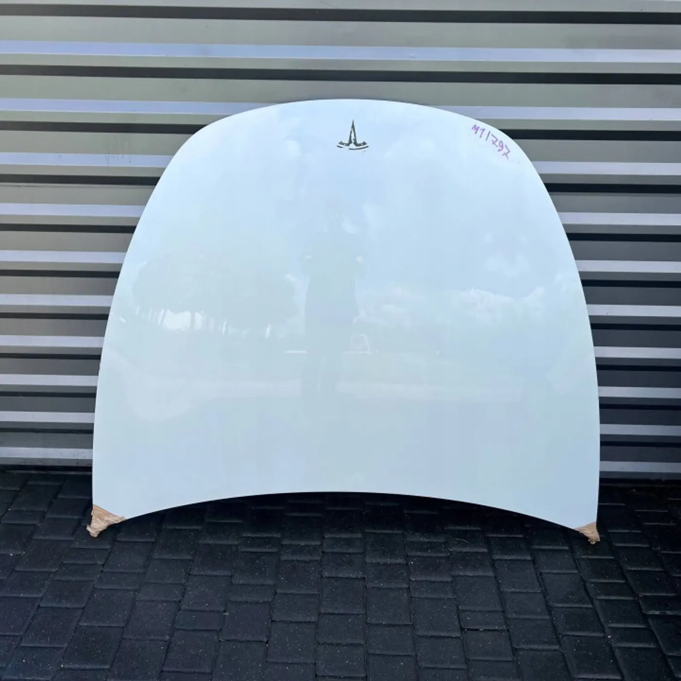 Капот к Tesla Model Y 2020