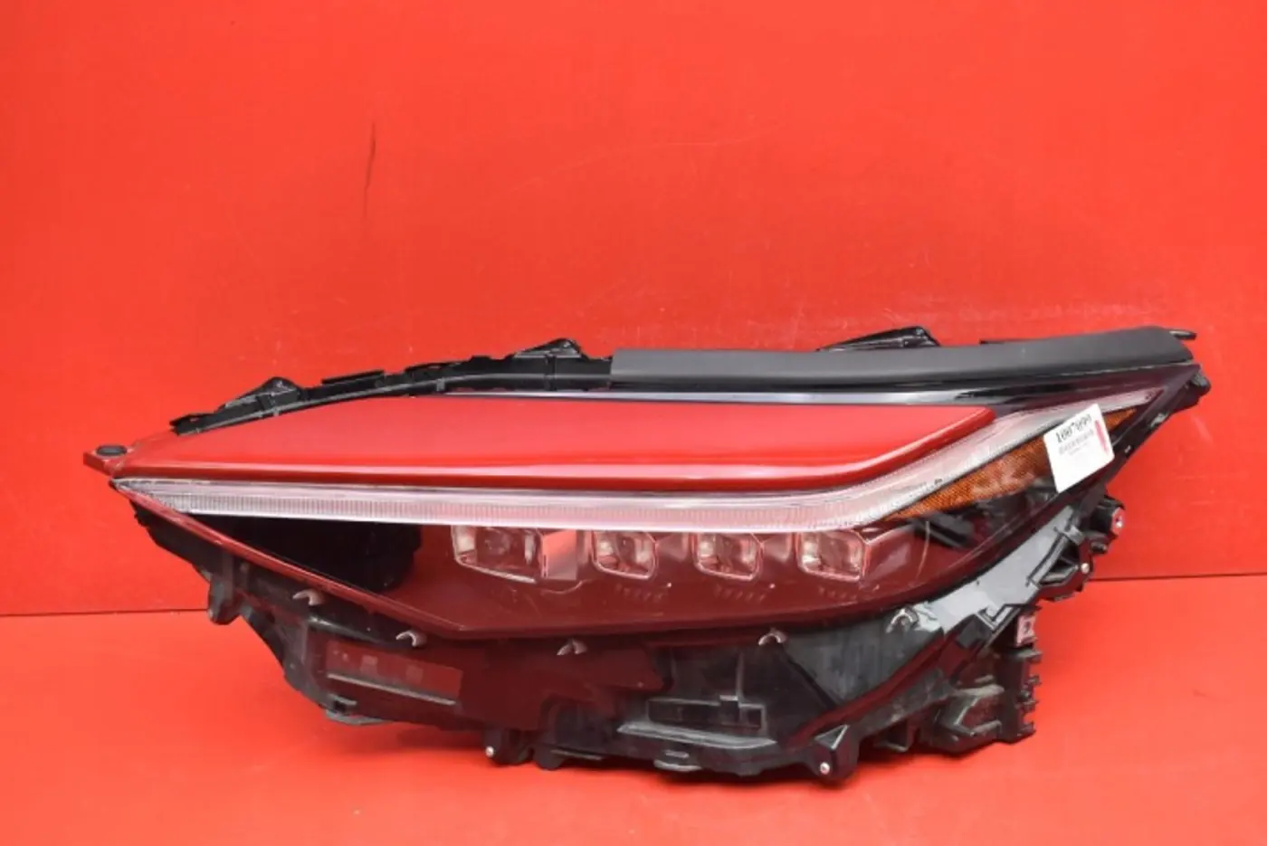 Фара левая к Toyota bZ4X 2022