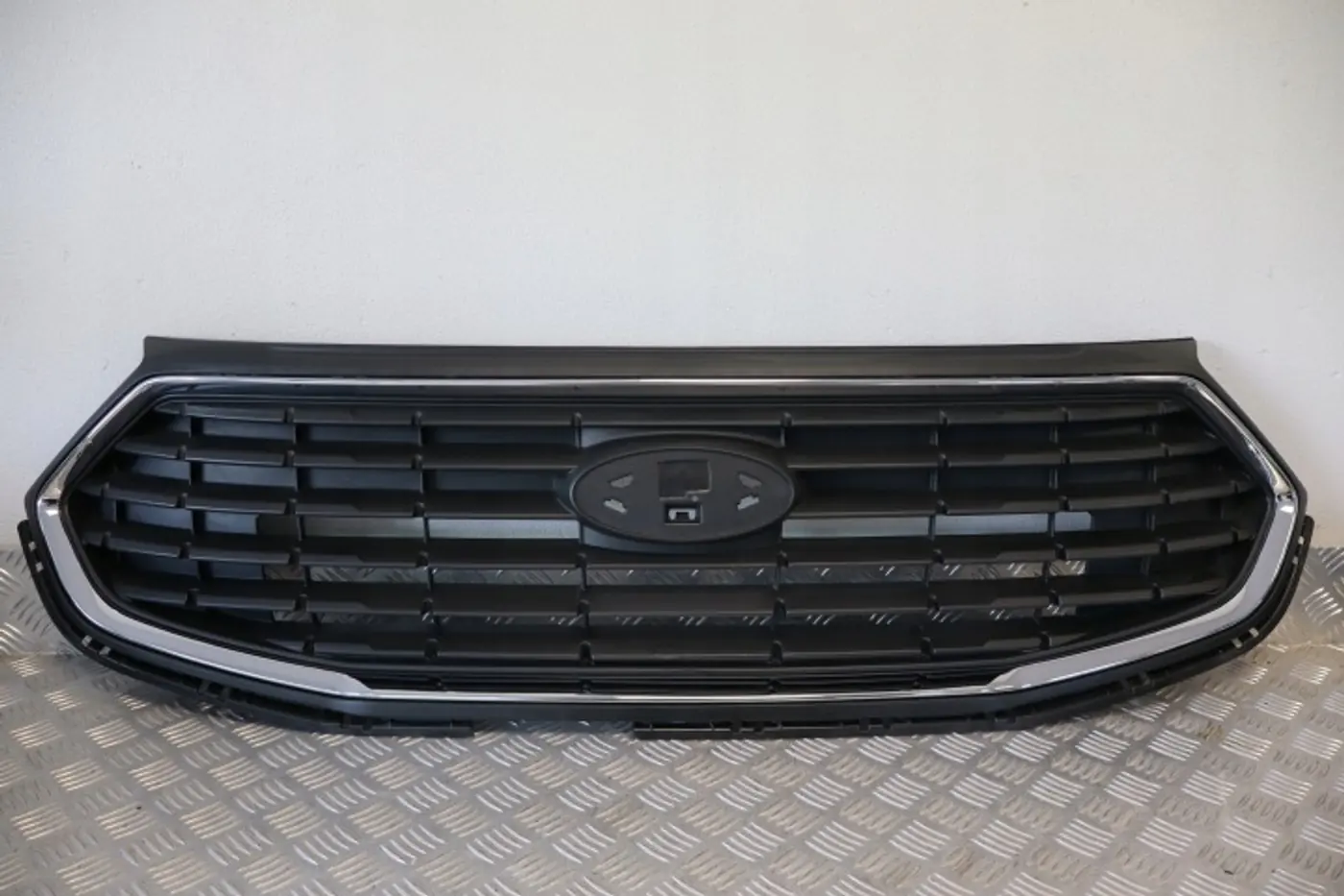 Решетка радиатора к Ford Transit 2000