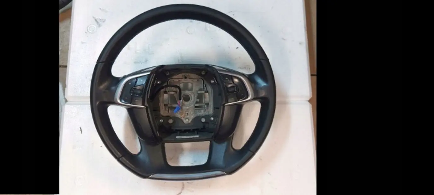 Руль к DS 4 2015