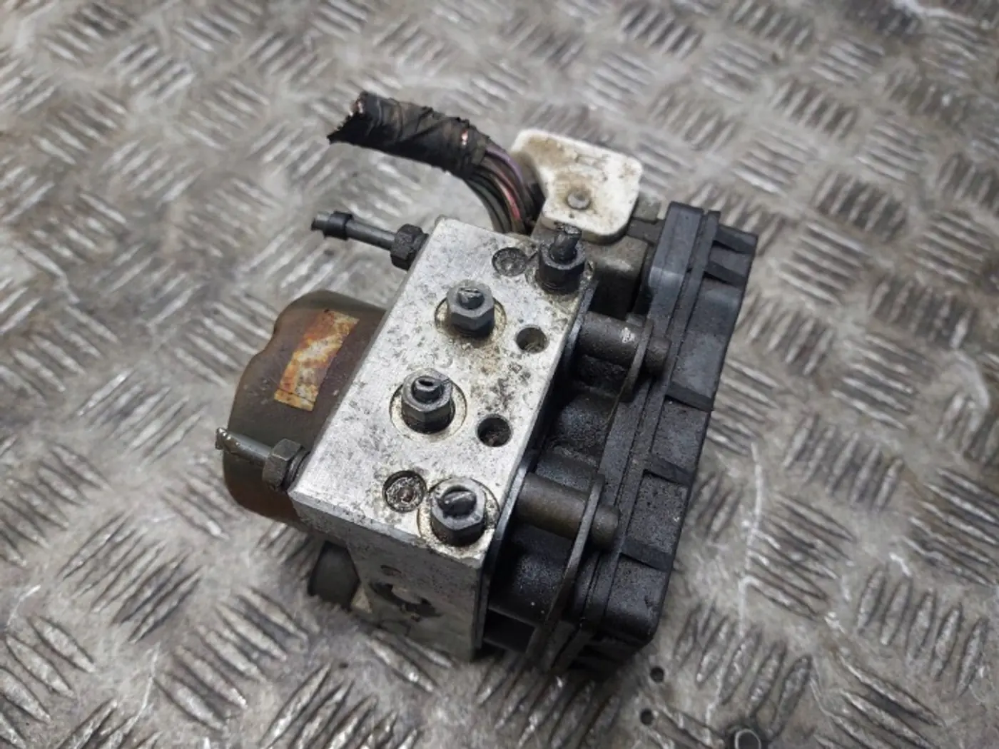 Блок ABS к Mazda 2 2010
