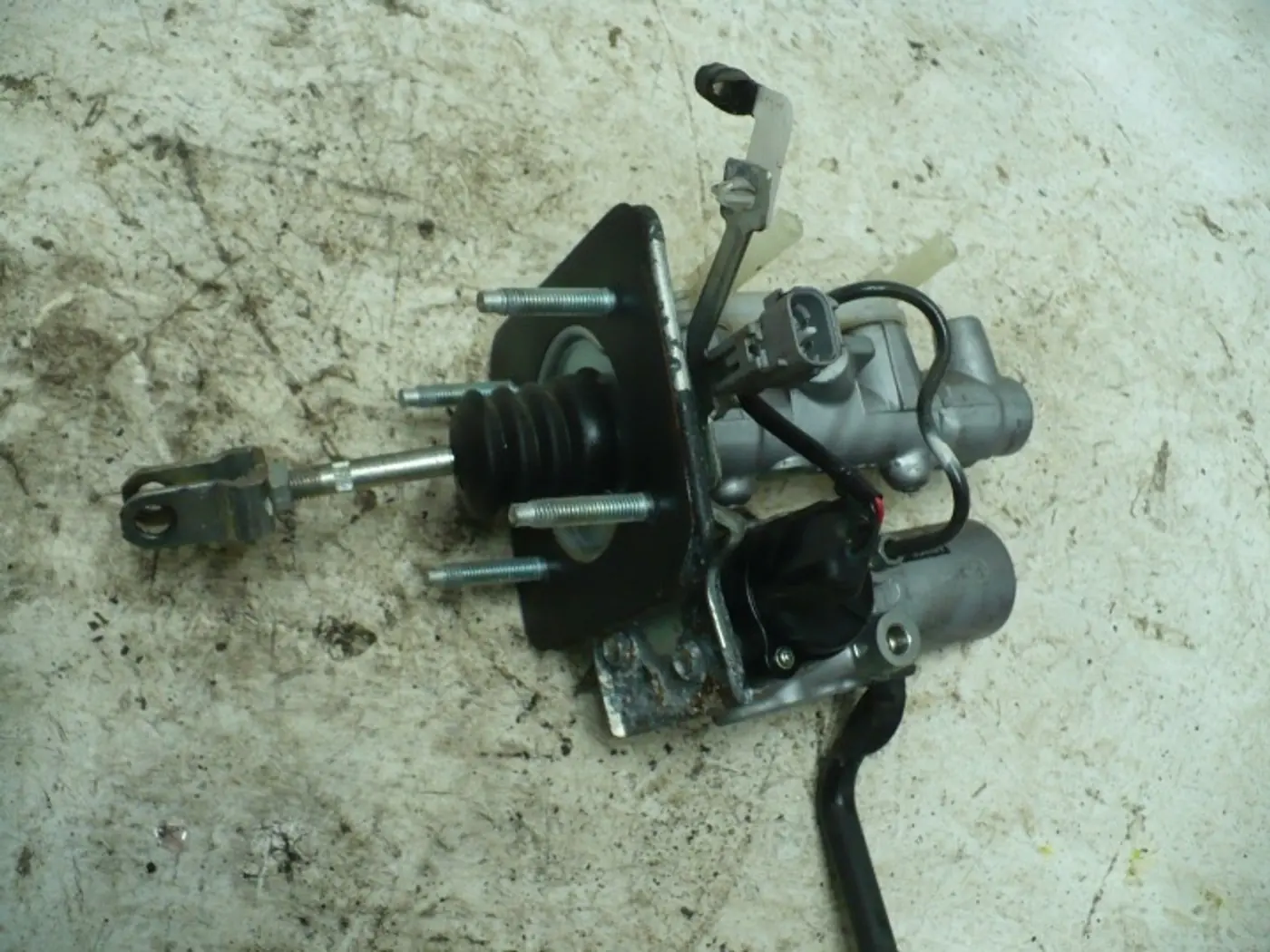 Блок ABS к Lexus RX 2009