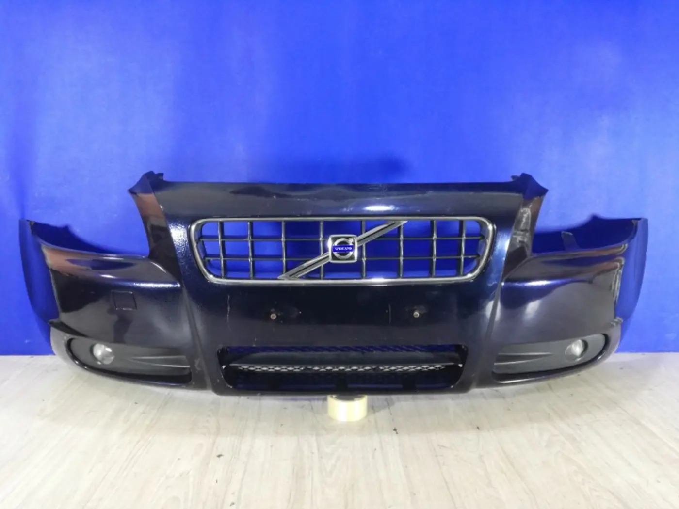 Бампер передний к Volvo C70 2005