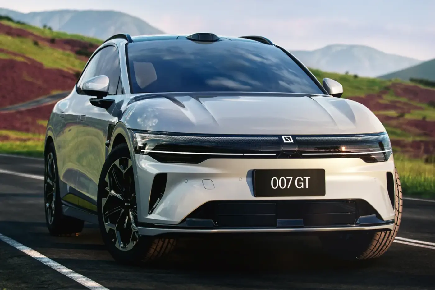 Всего год на рынке – и Zeekr 007 GT уже снят с продаж