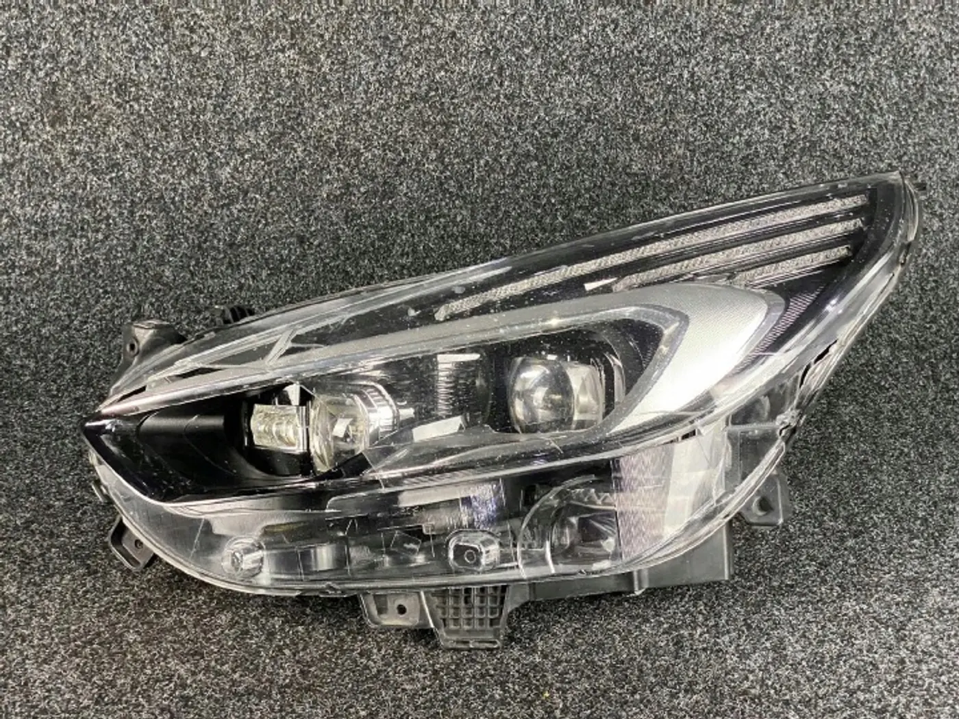Фара левая к Ford S-MAX 2015