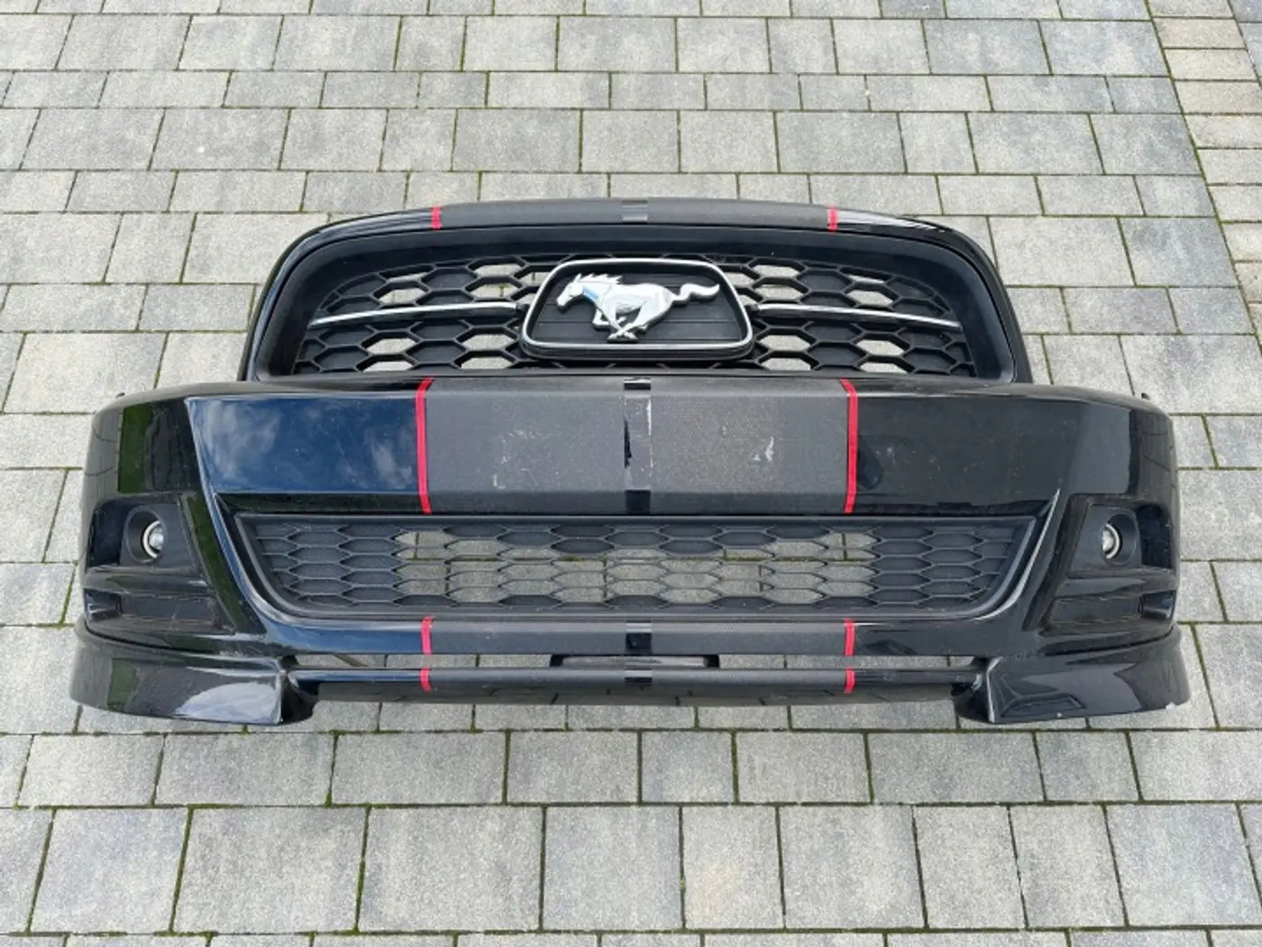 Бампер передний к Ford Mustang 2004