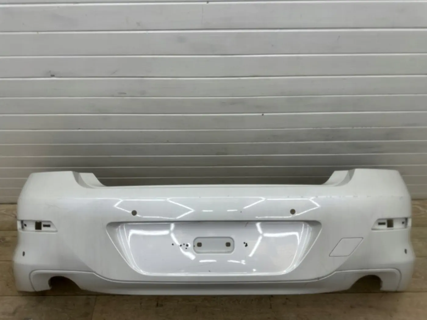 Бампер задний к BMW 6 series 2011