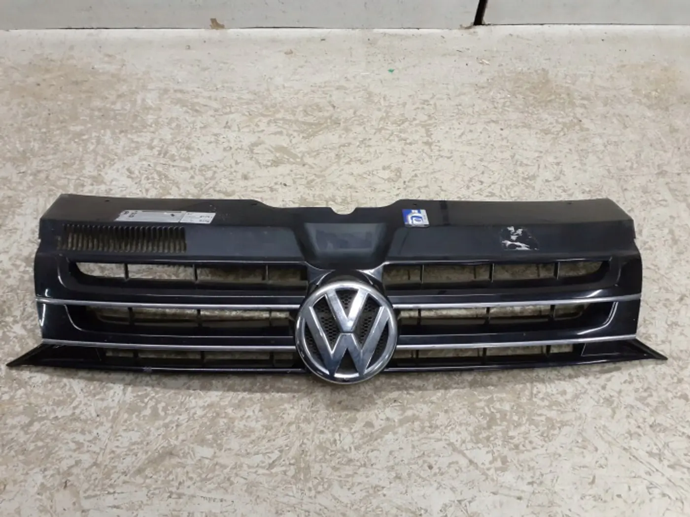 Решетка радиатора к Volkswagen Multivan 2009