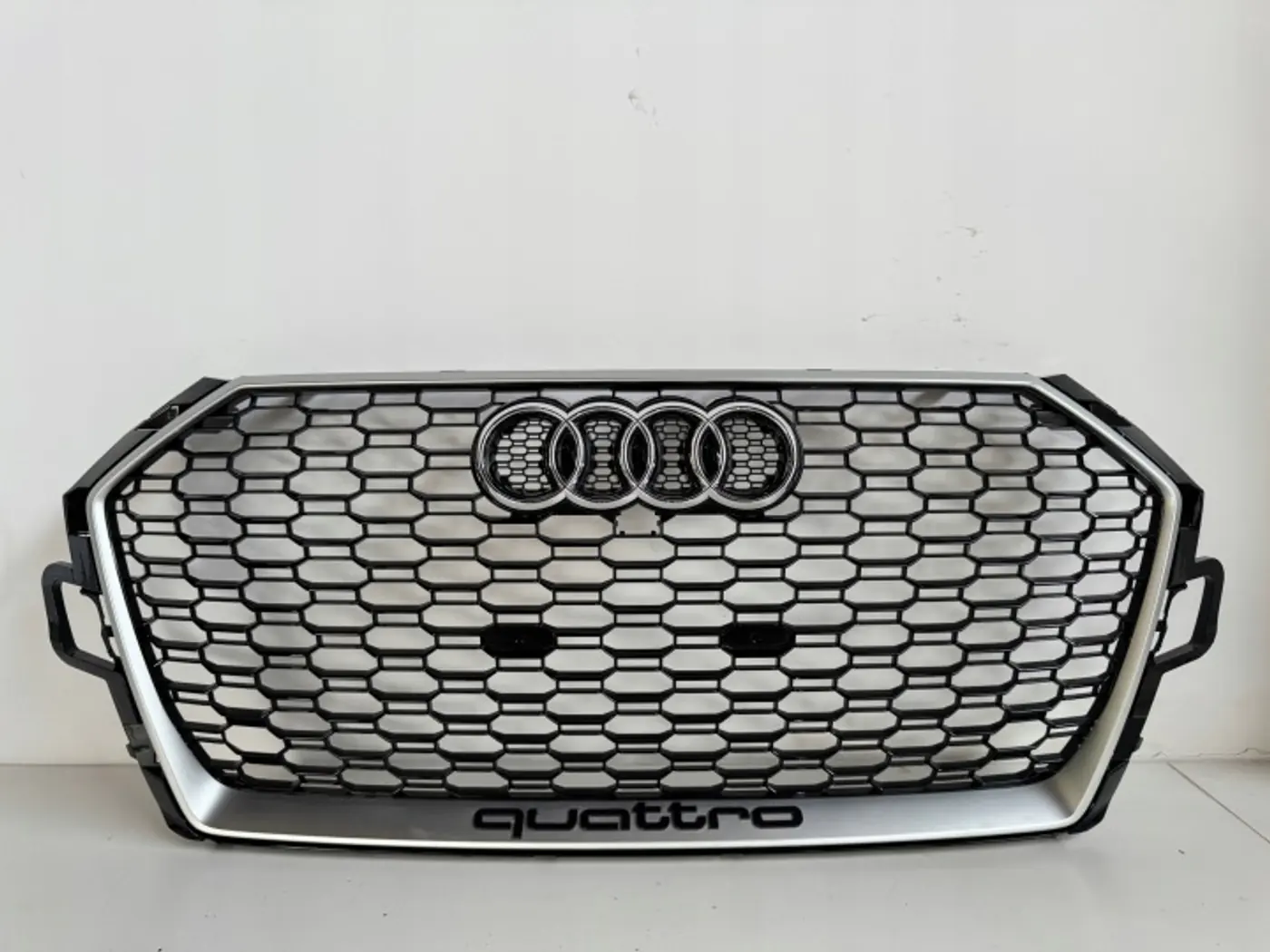 Решетка радиатора к Audi RS 4 2017