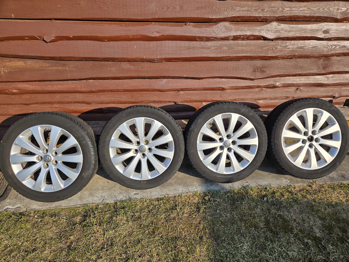 7xR17 5 105 ET42 DIA56.6 к Opel Astra