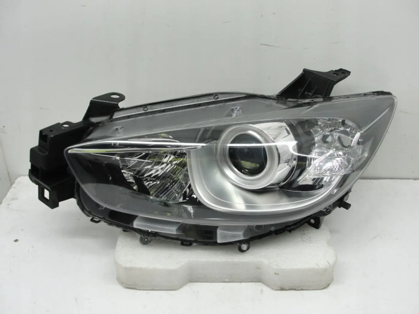 Фара левая к Mazda CX-5 2011