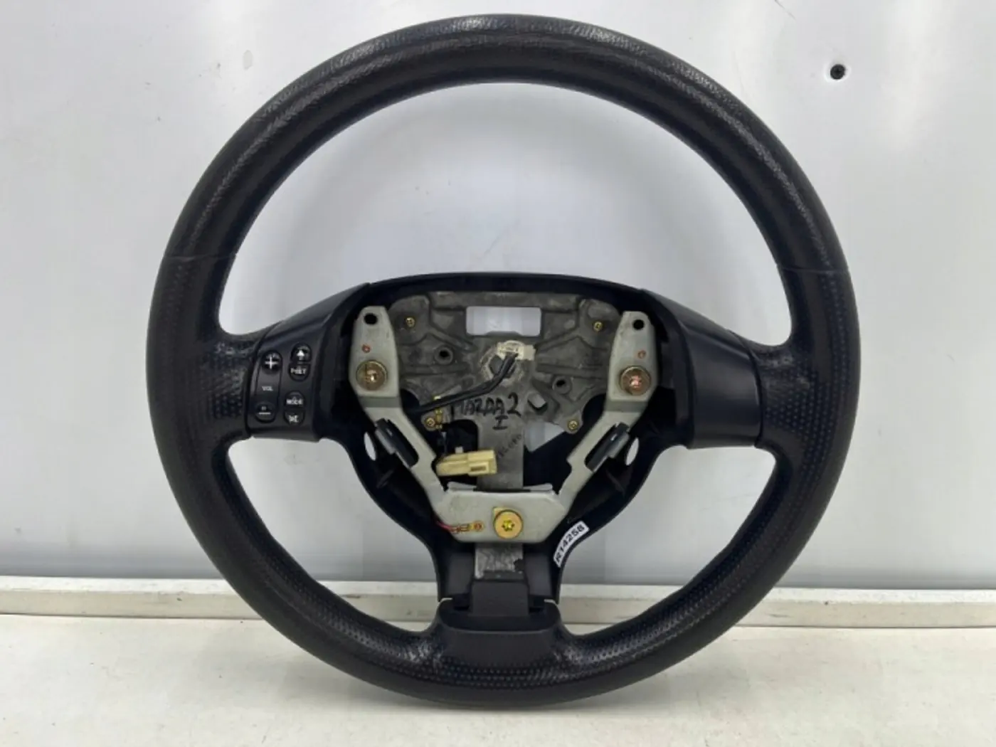 Руль к Mazda 2 2003