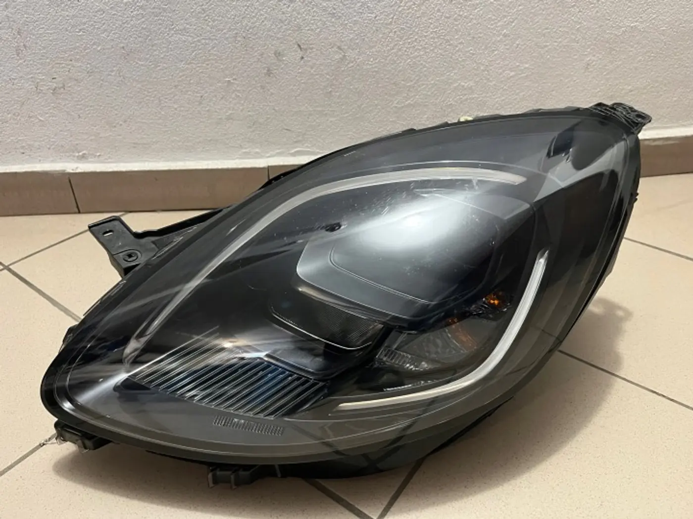 Фара левая к Ford Puma 2019