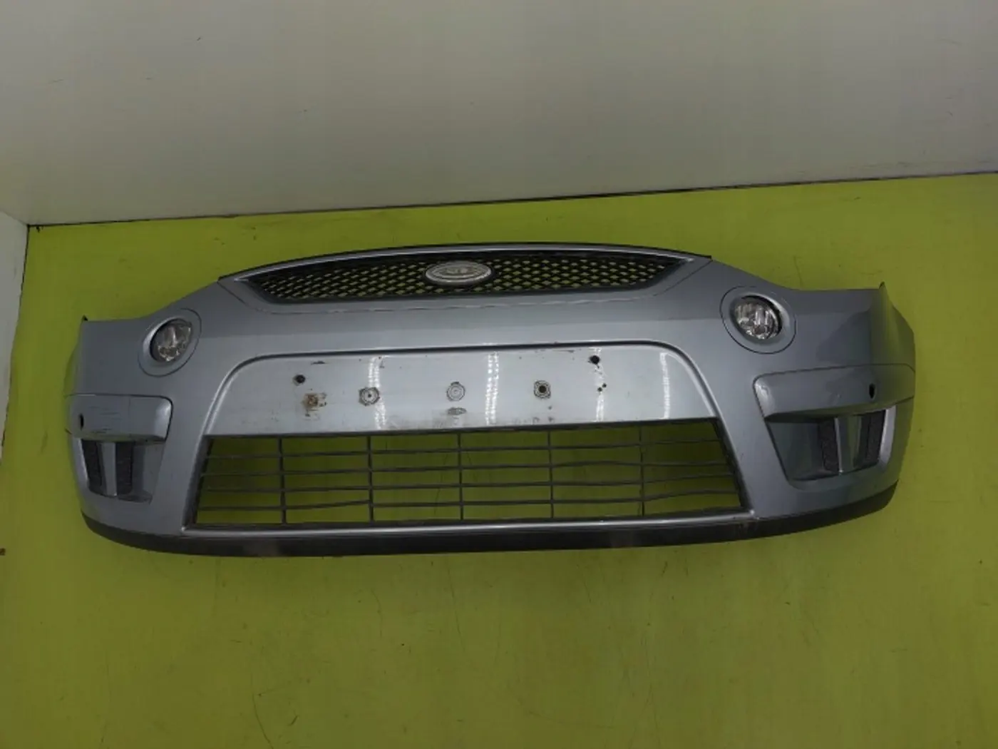 Бампер передний к Ford S-MAX 2010
