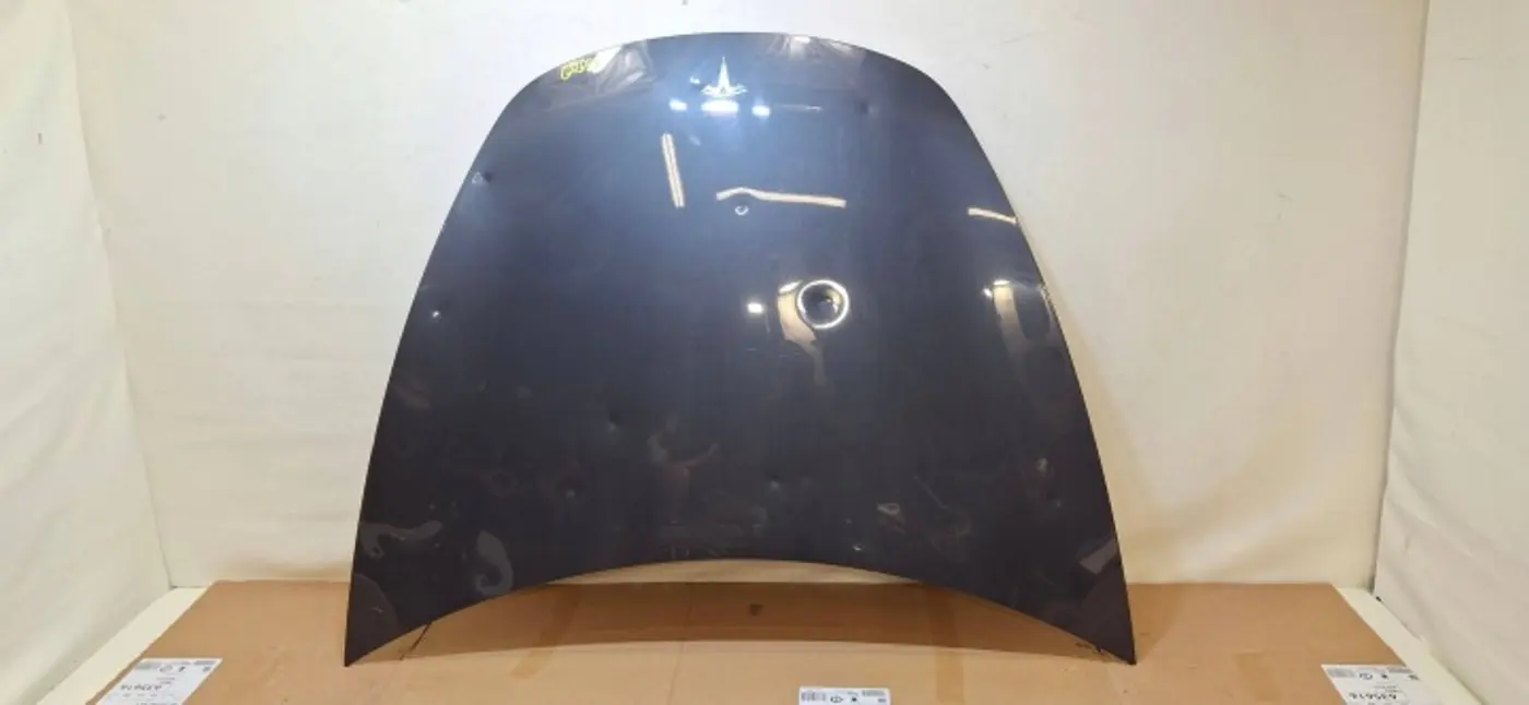 Капот к Tesla Model 3 2017
