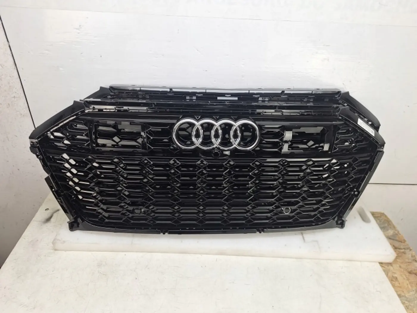 Решетка радиатора к Audi RS 6 2018
