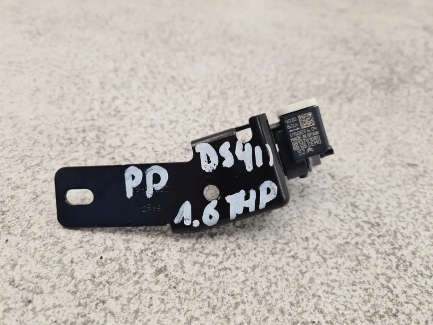 Датчик удара к DS 4 2015