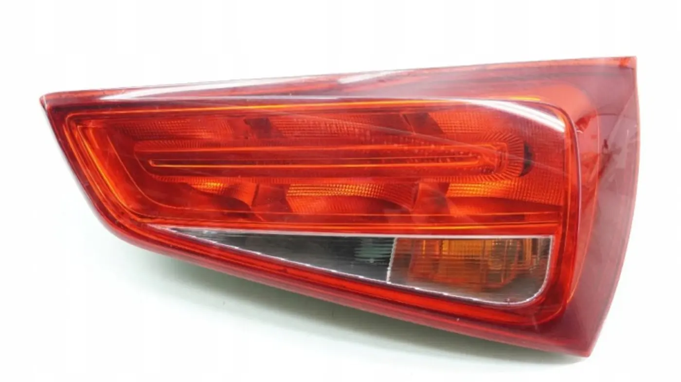 Фонарь задний правый к Audi A1 2010