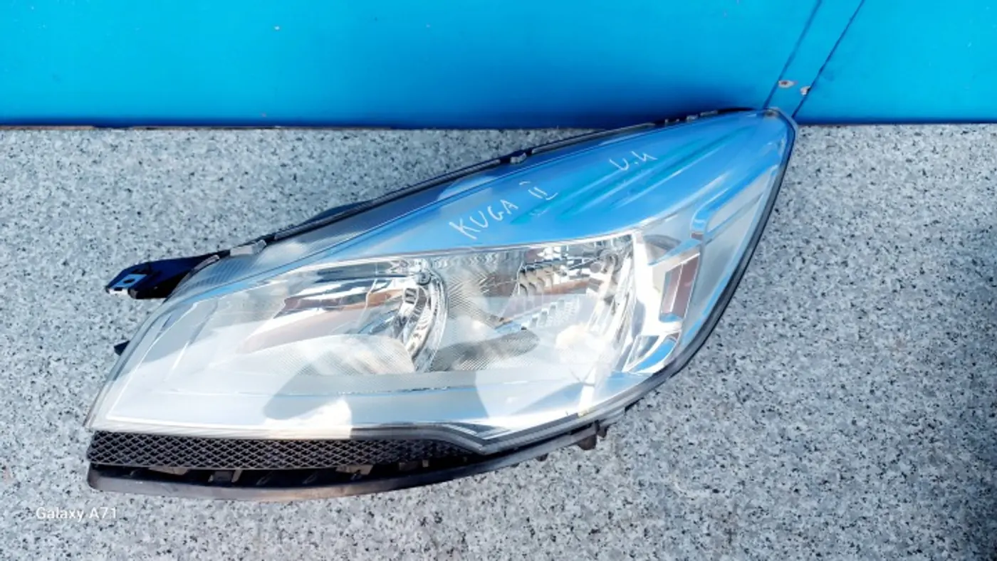 Фара левая к Ford Kuga 2013