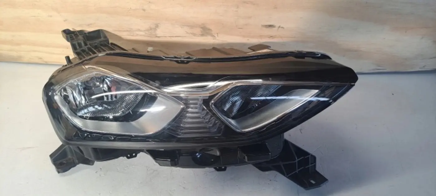 Фара правая к DS 3 Crossback 2018