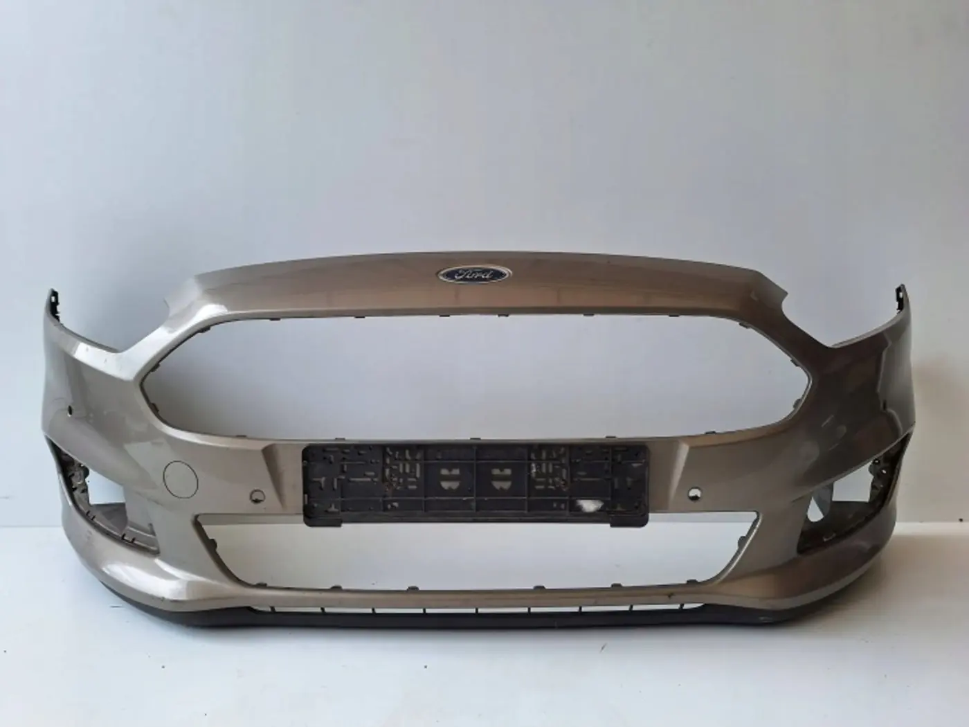 Бампер передний к Ford S-MAX 2015