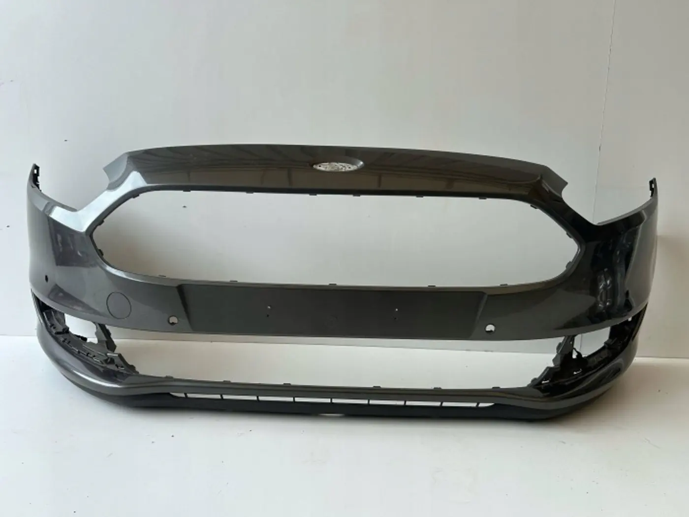 Бампер передний к Ford S-MAX 2015