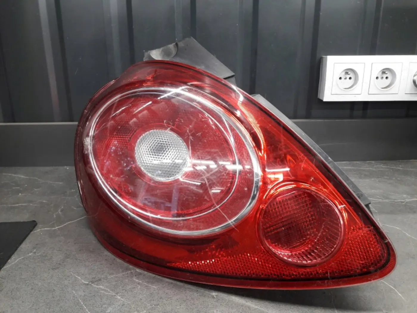 Фонарь задний левый к Ford KA 2008
