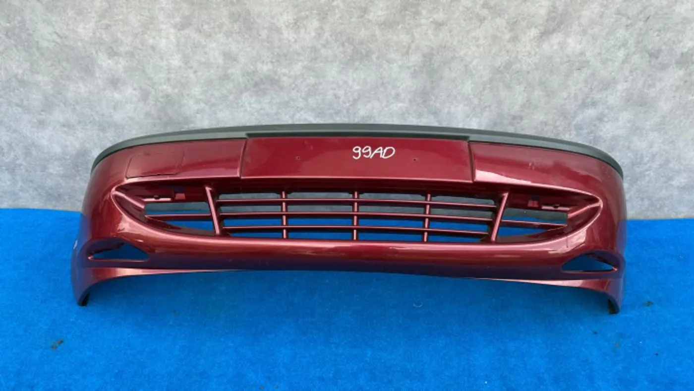 Бампер передний к Ford Fiesta 2001