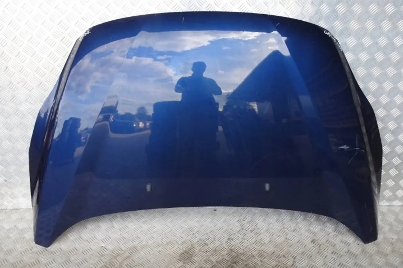 Капот к Ford C-MAX 2010