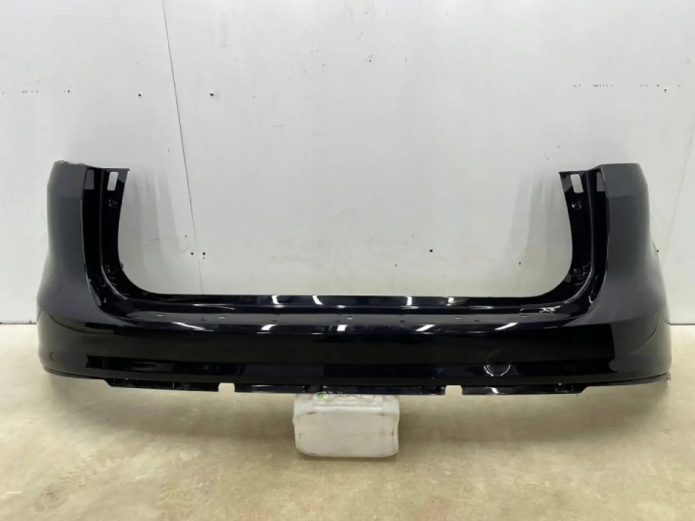 Бампер задний к Ford C-MAX 2010