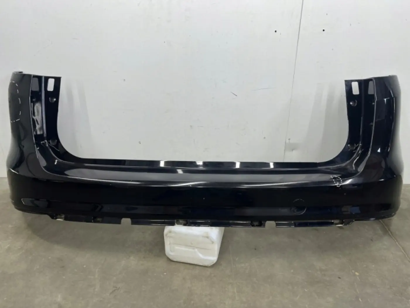 Бампер задний к Ford C-MAX 2010