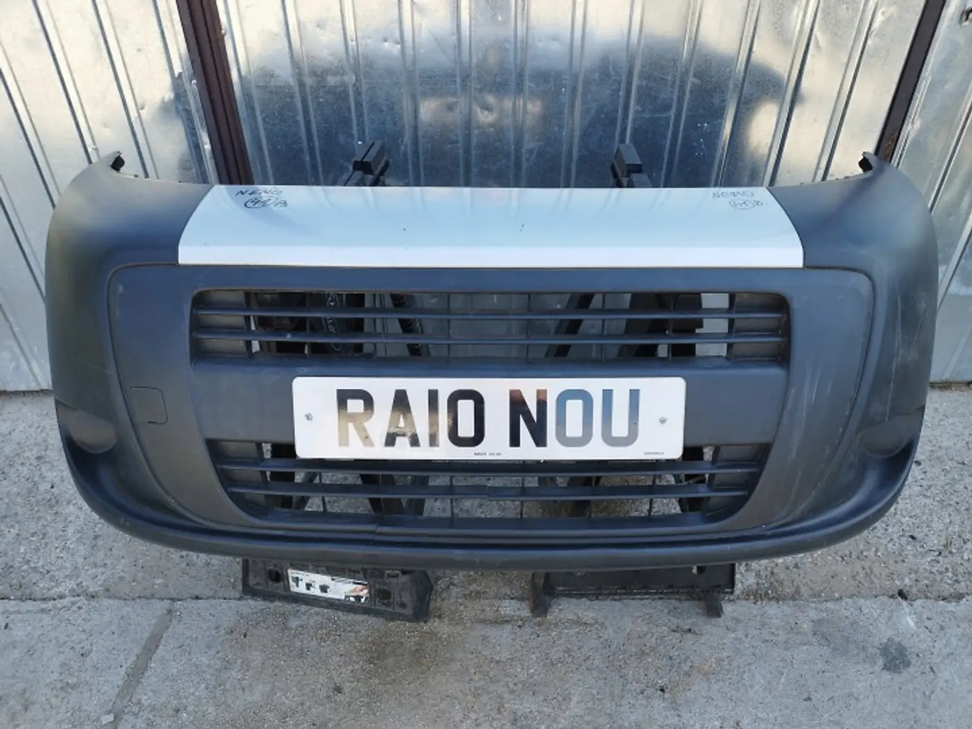 Бампер передний к Citroen Nemo 2007