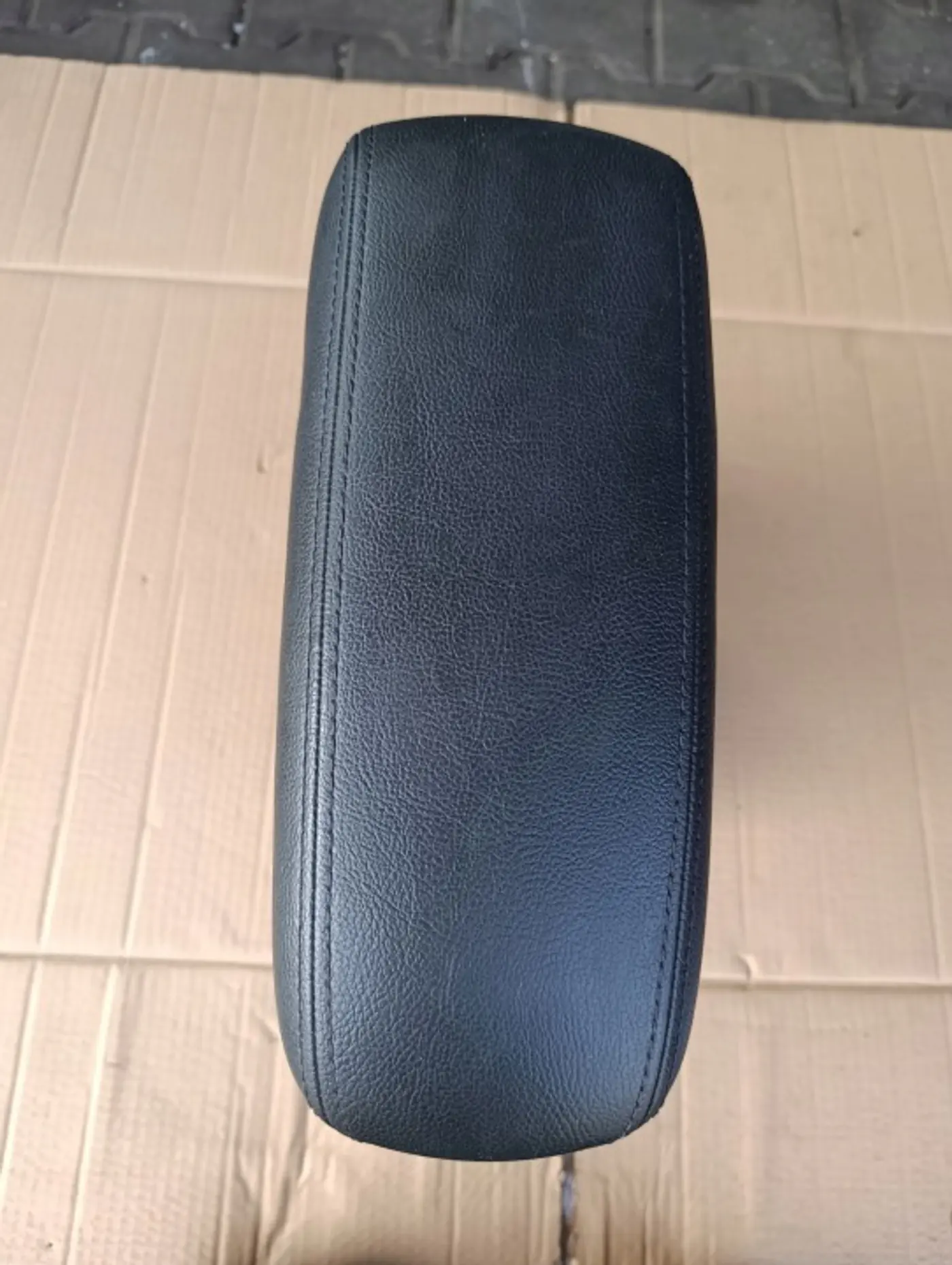 Подлокотник к Citroen C3 2016