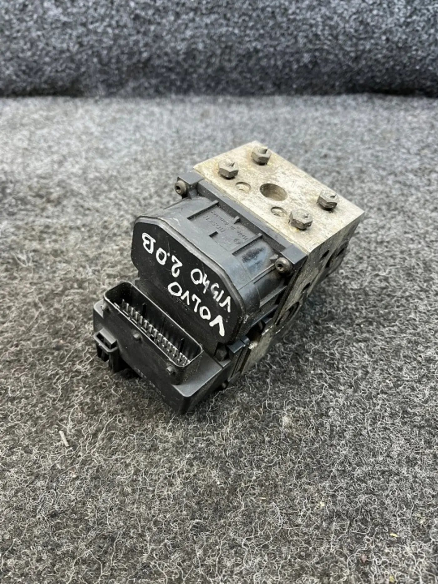 Блок ABS к Volvo V40 2012