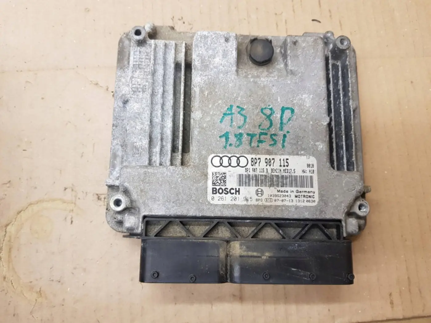Блок управления двигателем к Audi S3 2006
