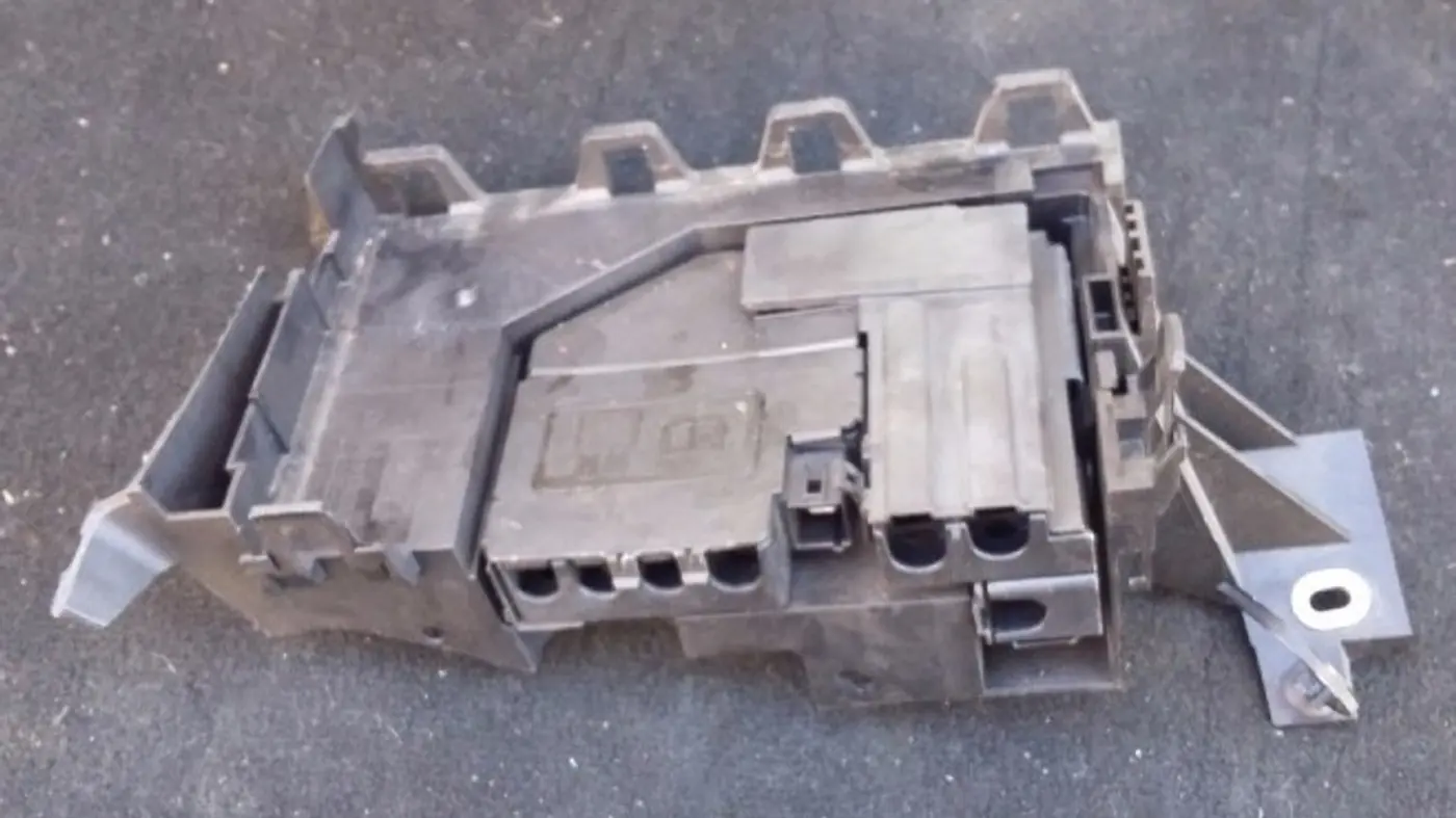 Блок предохранителей к Ford Mondeo 2015