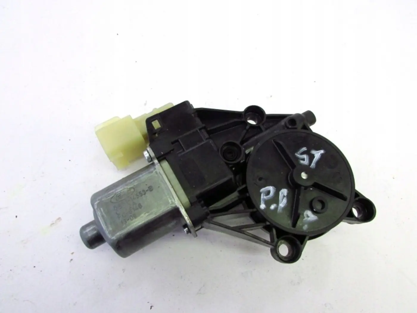 Моторчик стеклоподъемника к Ford Fiesta 2001