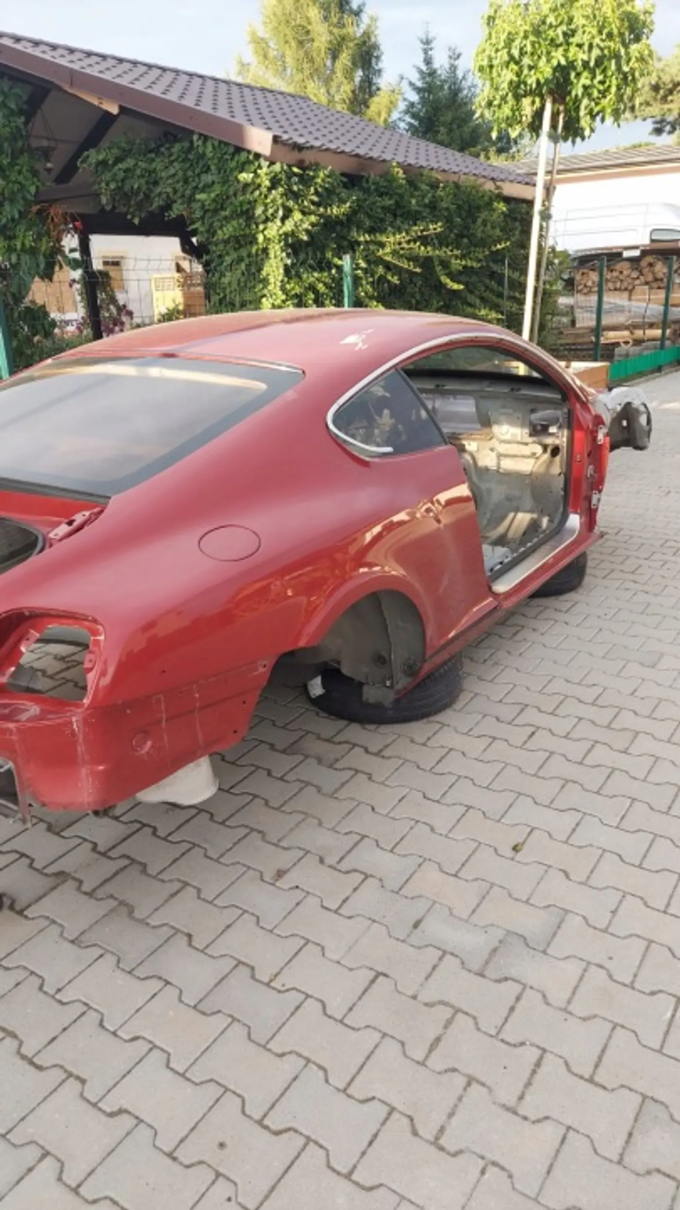 Крыло переднее левое к Bentley Continental GT 2017