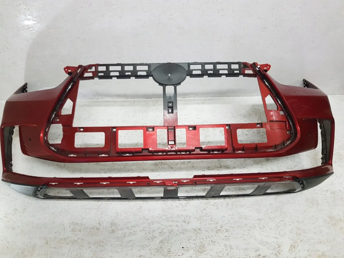 Бампер передний к BYD Tang 2018