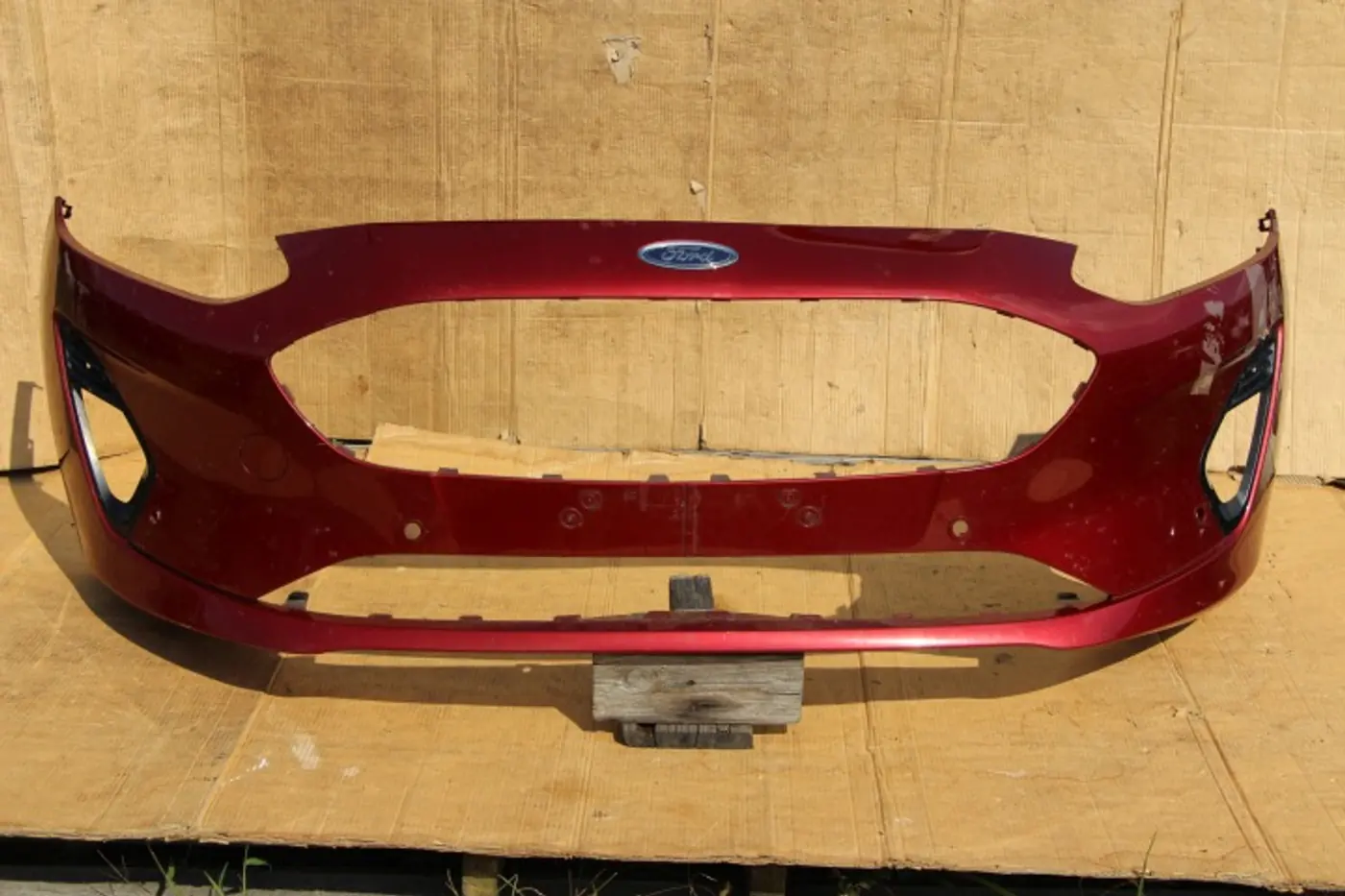 Бампер передний к Ford Fiesta 2008
