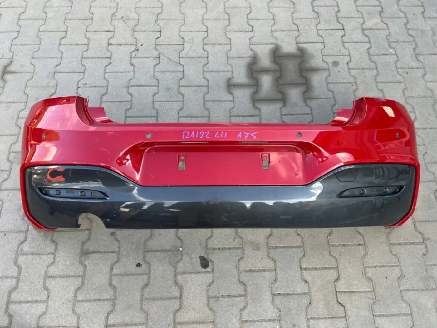 Бампер задний к BMW 1 series 2015