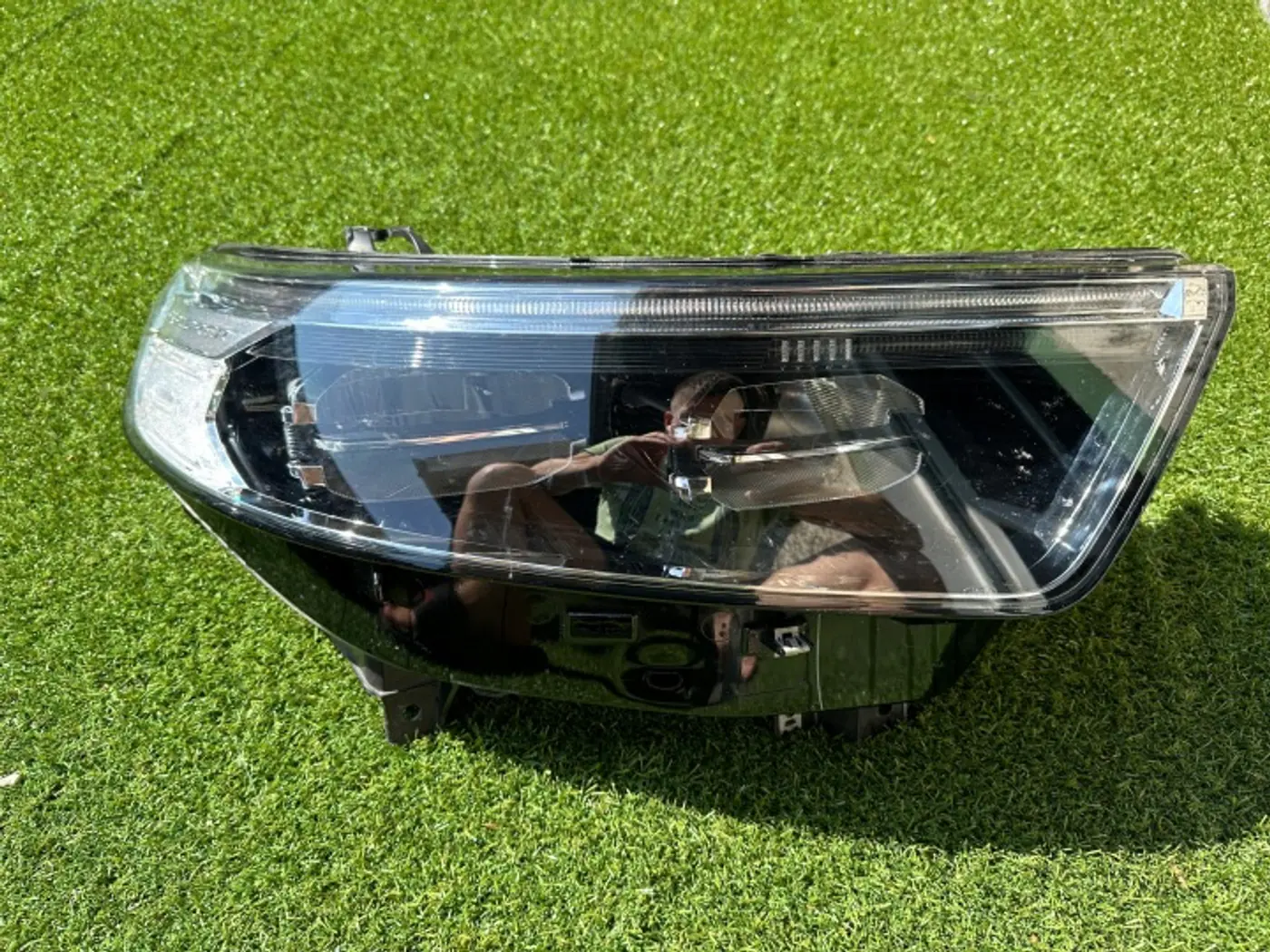 Фара правая к Ford Explorer 2010