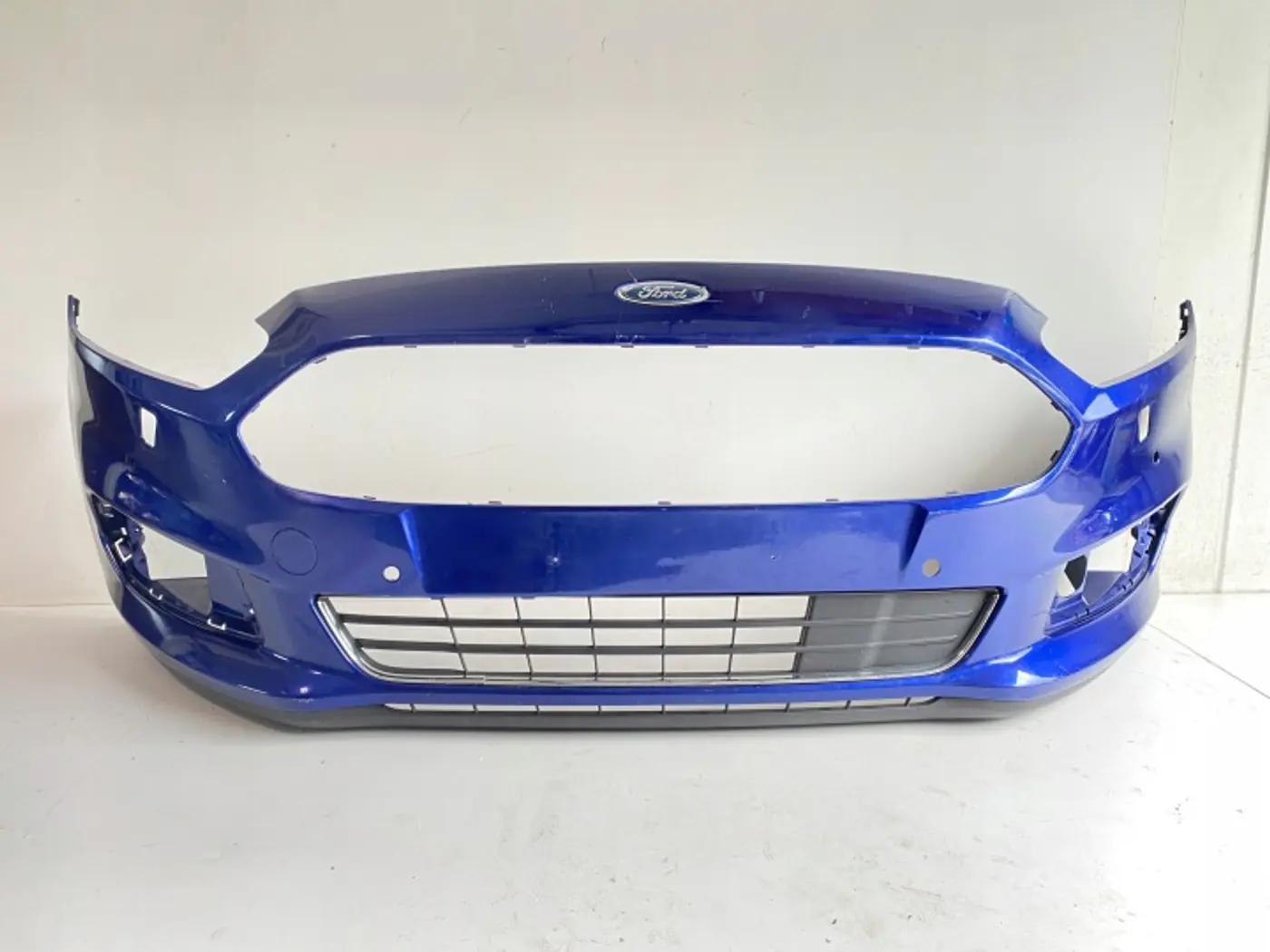 Бампер передний к Ford S-MAX 2015